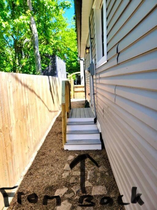 Apartamento Little House On 47Th Cleveland Exterior foto
